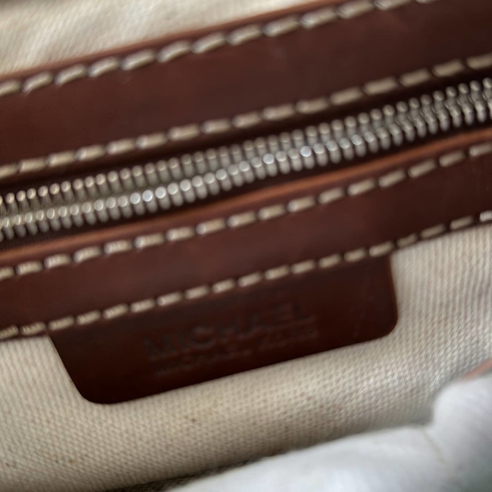 Michael Kors Shoulder Bag - Picture 2 of 3